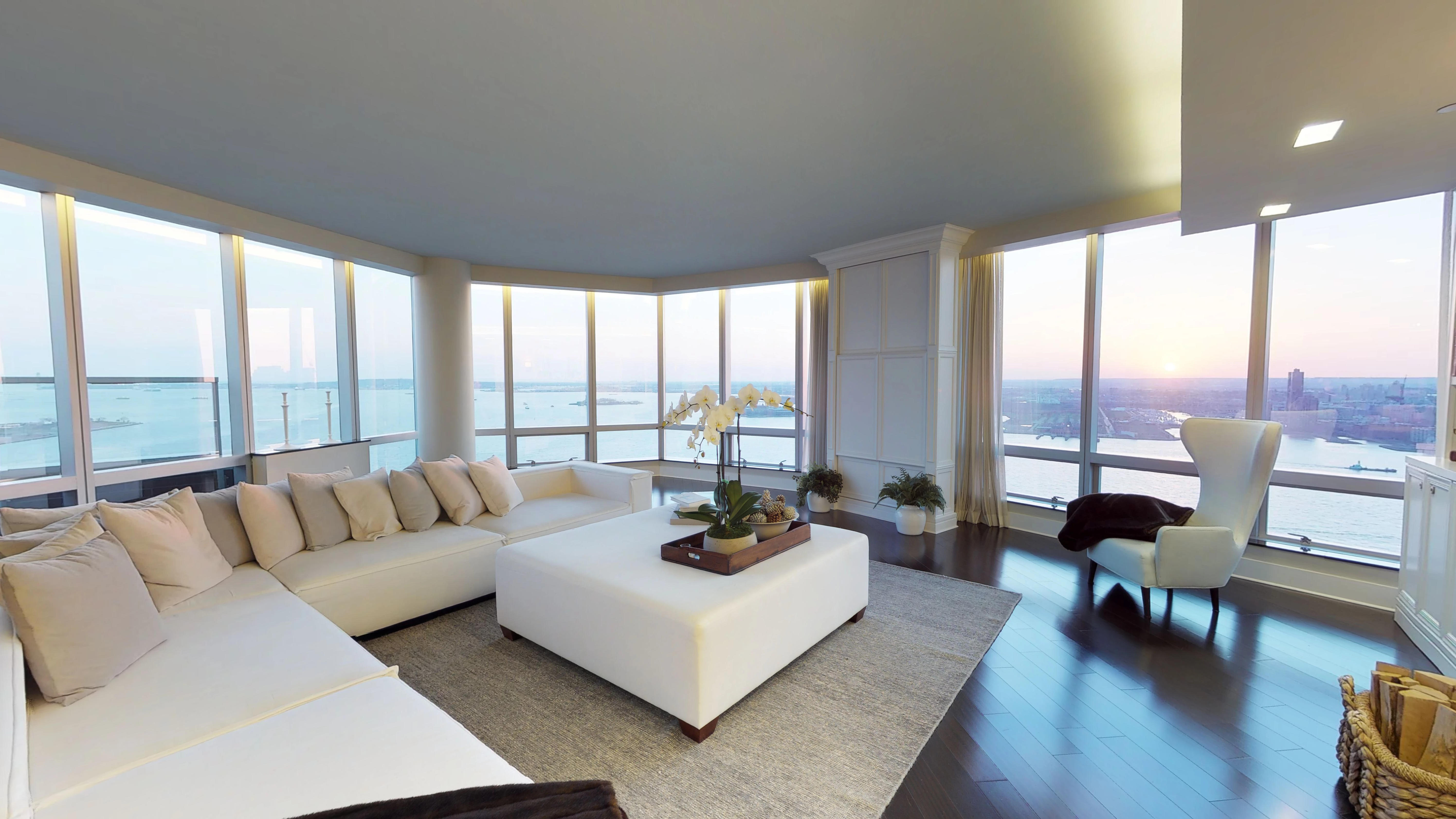 Welcome to The Ritz Carlton in NYC... 10 West Street - Penthouse 2C ...