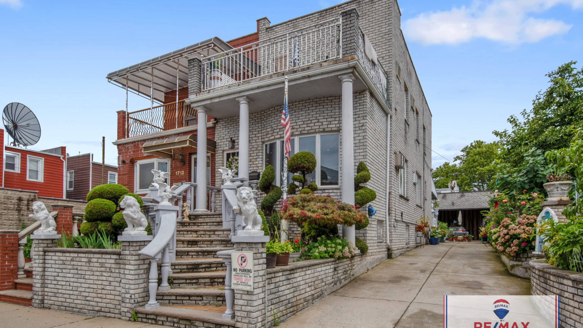 Stanley Ng Is PROUD To Present To You His Newest HOT Listing