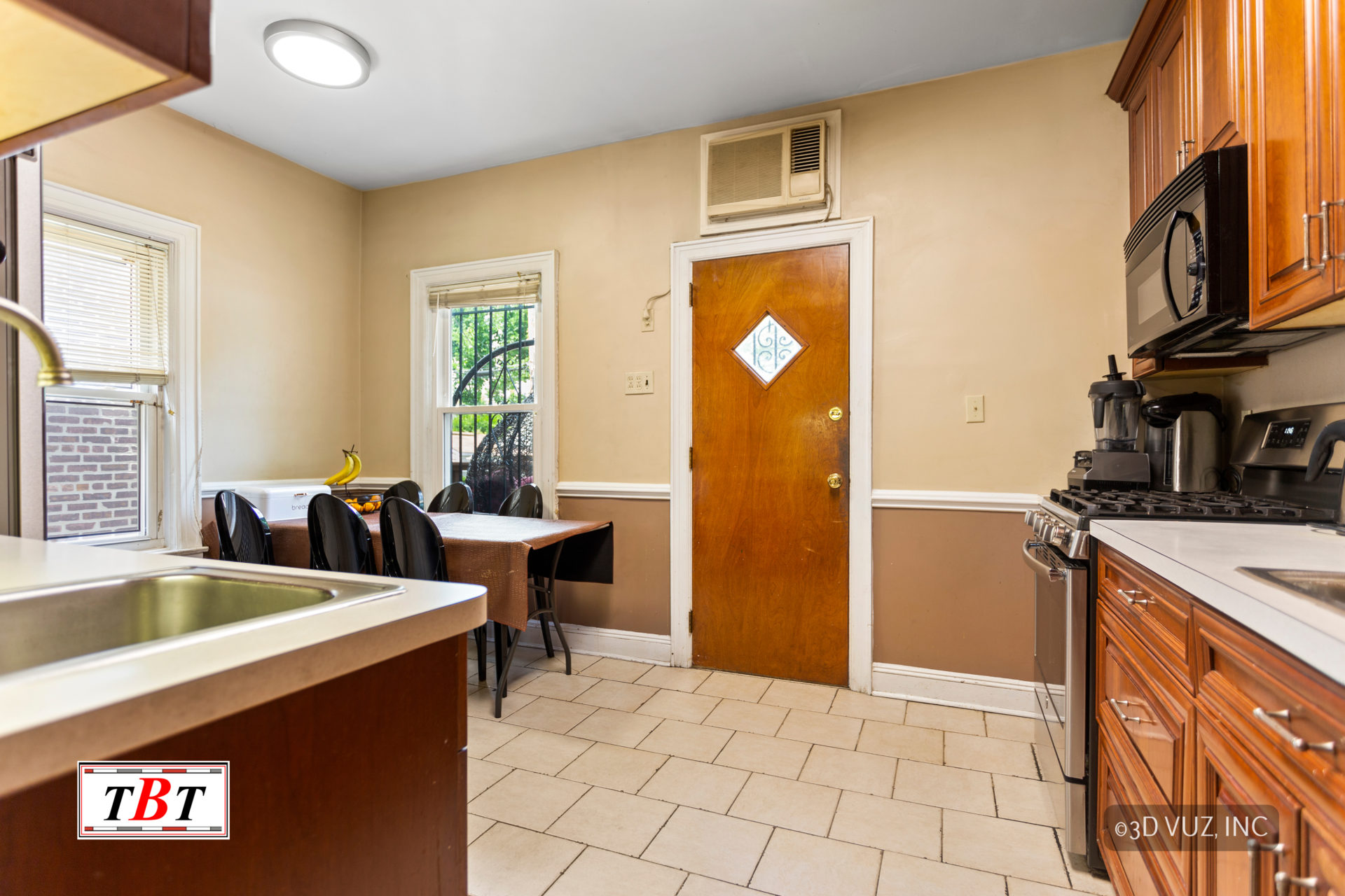 Great Marine Park Property.. To 3221 Fillmore Avenue