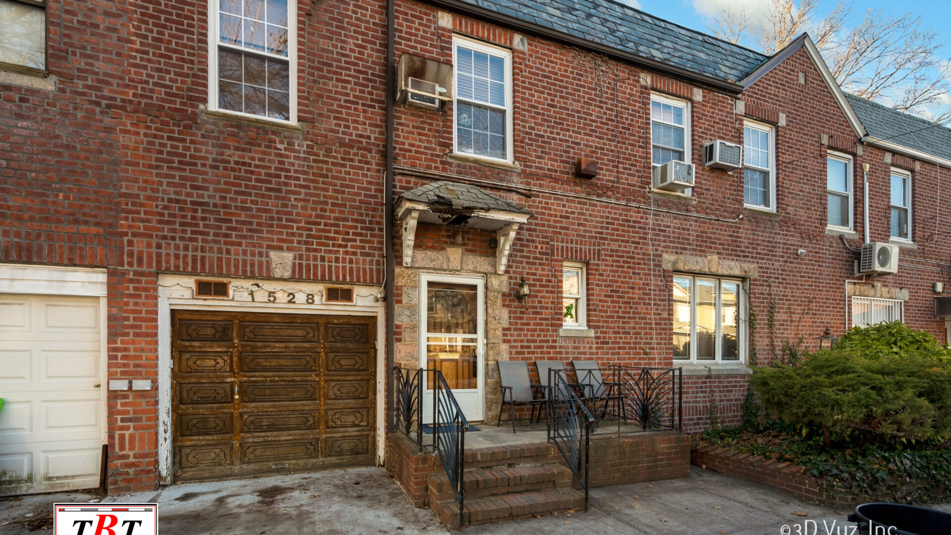 To 1528 East 16th Street in Midwood Brooklyn